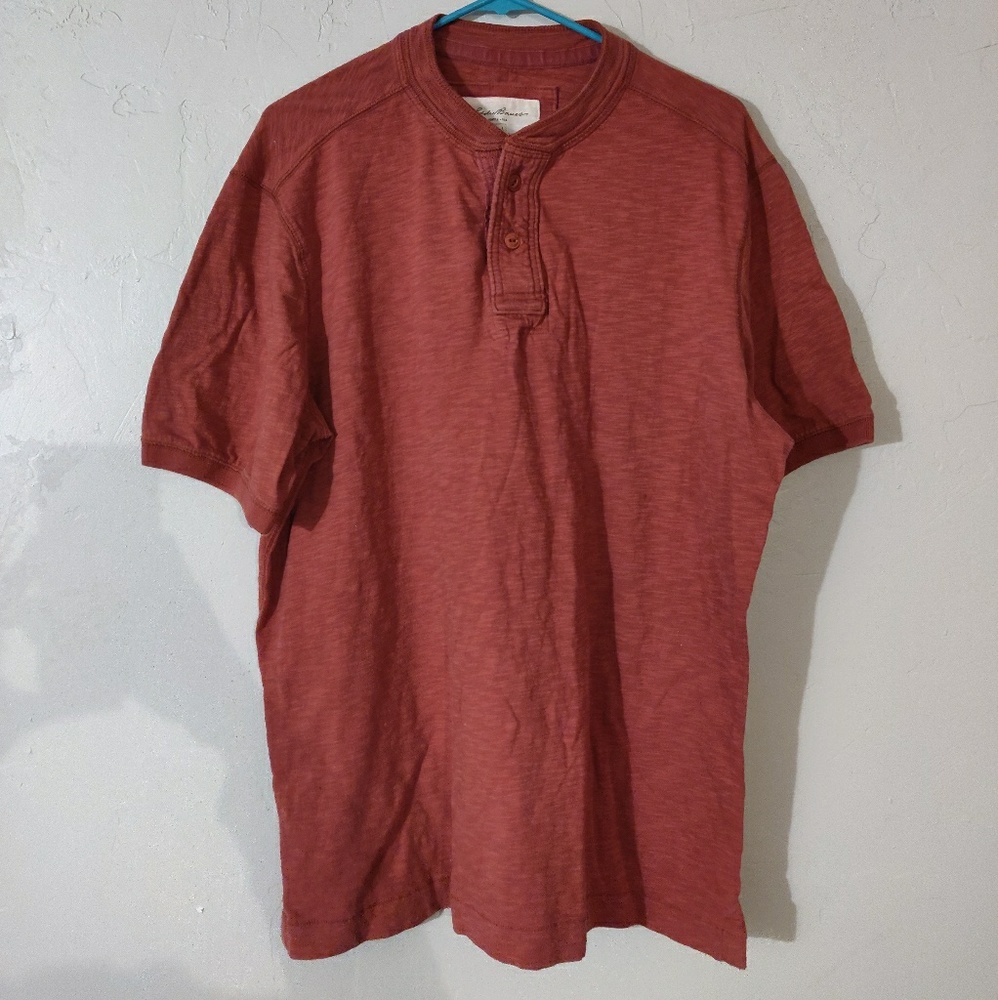 Eddie Bauer 2 button Henley